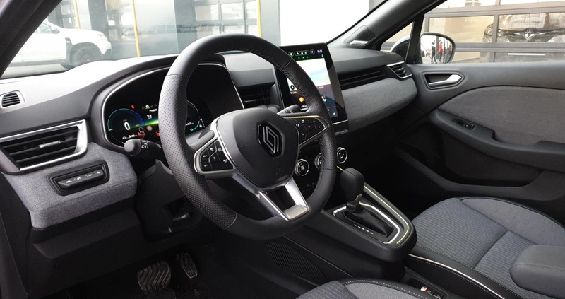 Renault Clio cena 109900 przebieg: 5000, rok produkcji 2023 z Błażowa małe 379